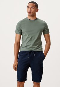 s.Oliver REGULAR MIT TASCHEN - Shorts - blue nights