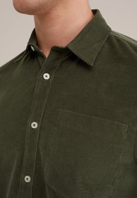 WE Fashion The baby cord - Camicia - green