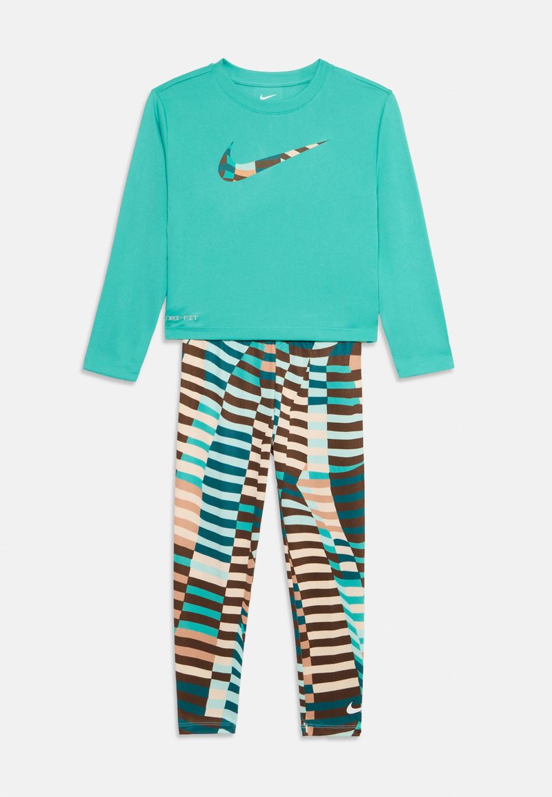 Nike Sportswear Longsleeve groen