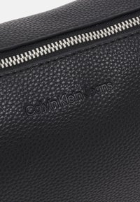 Calvin Klein Jeans - Torebka