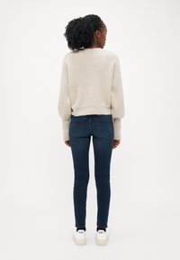 ONLY Petite ONLJULIA BATWING CARDIGAN - Neuletakki - pumice stone