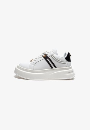 Gattinoni, Sneakers laag - white