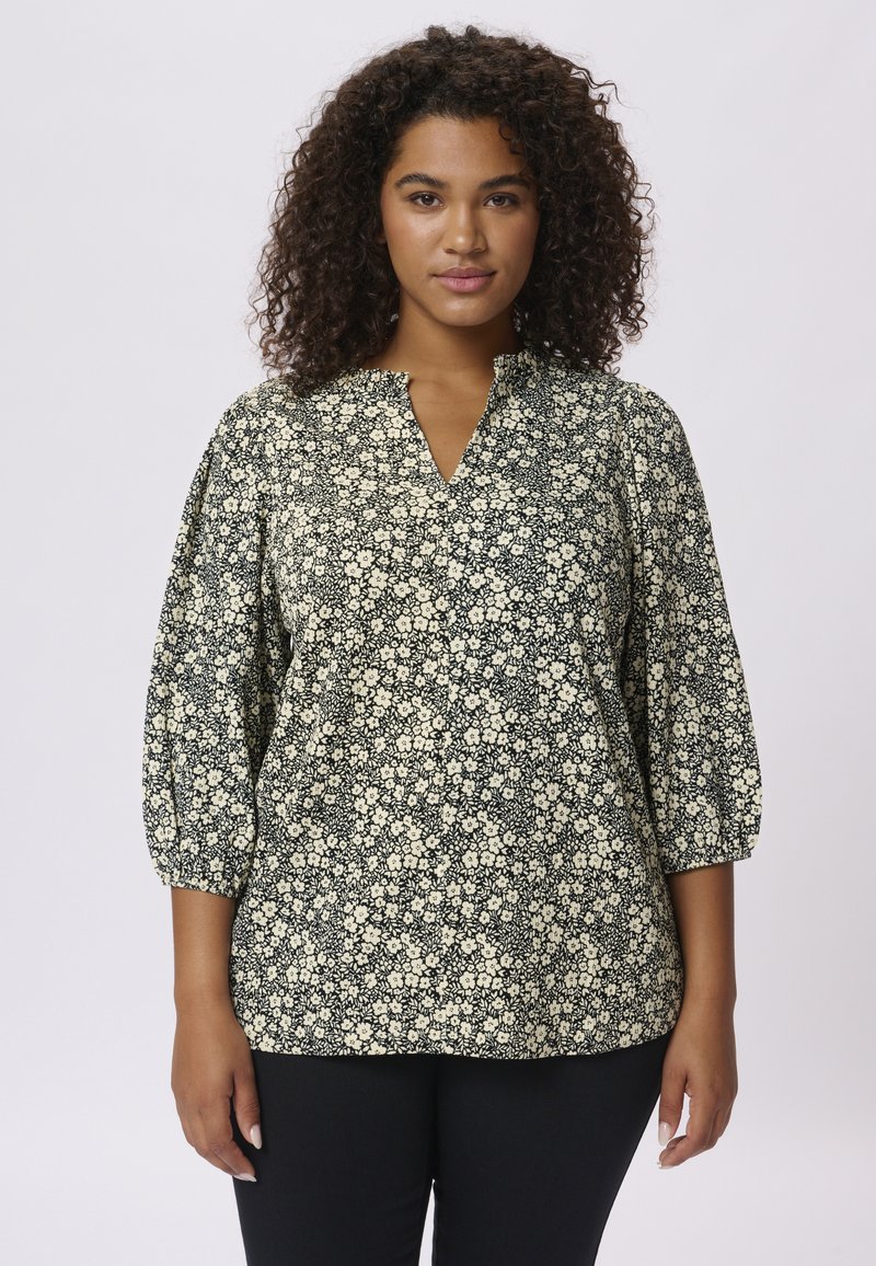 Kaffe Curve KATRINA - Bluse - black white flower print