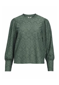 Grön, texturerad blus med rund halsringning, långa puffärmar och intrikat mönster av utskärningar genom hela tyget.