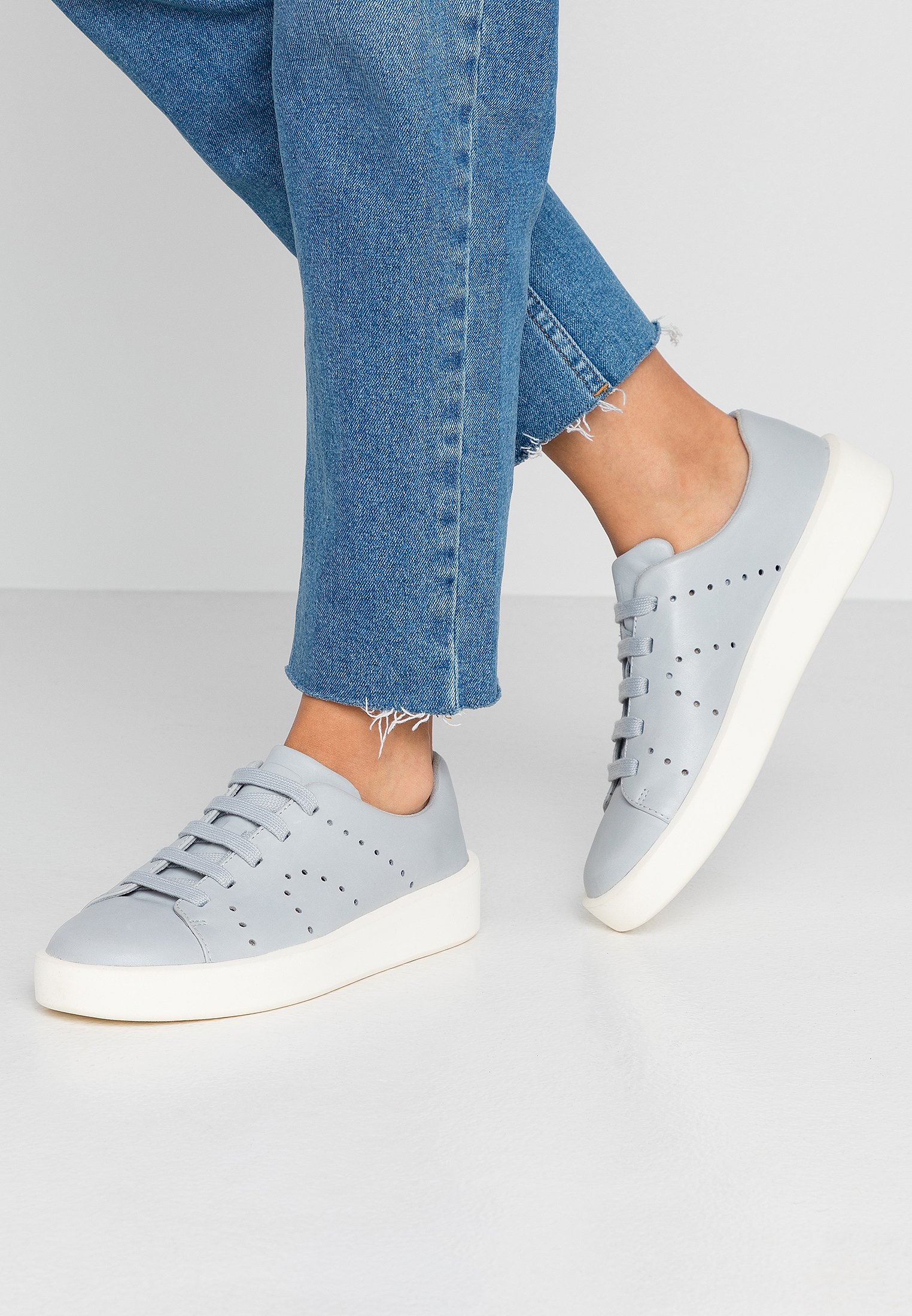 Camper courb Clearance