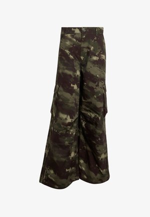 adidas Originals, ADIDAS ORIGINALS CAMO PANTS - Pantalones cargo - olive strata