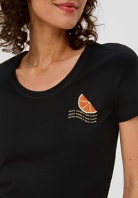 s.Oliver SLIM-FIT - T-Shirt basic - schwarz
