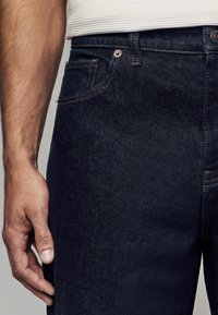 Next VINTAGE STRETCH AUTHENTIC - Laza szabású farmerek - blue rinse