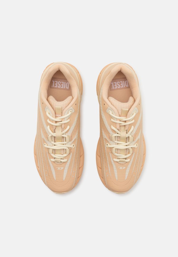 D-AIRSPEED - Trainers2