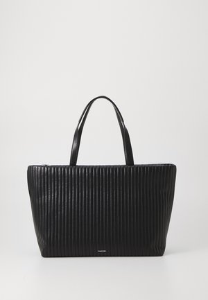 MINI LINE QUILT MEDIUM - Shopping bag - black