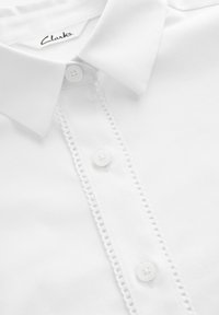 Thumbnail Image 6
