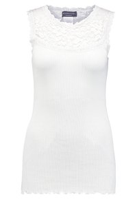 Vit ärmlös ribbad linne med blommig spets i oket och scallopade kanter vid halsringningen och nederkanten.