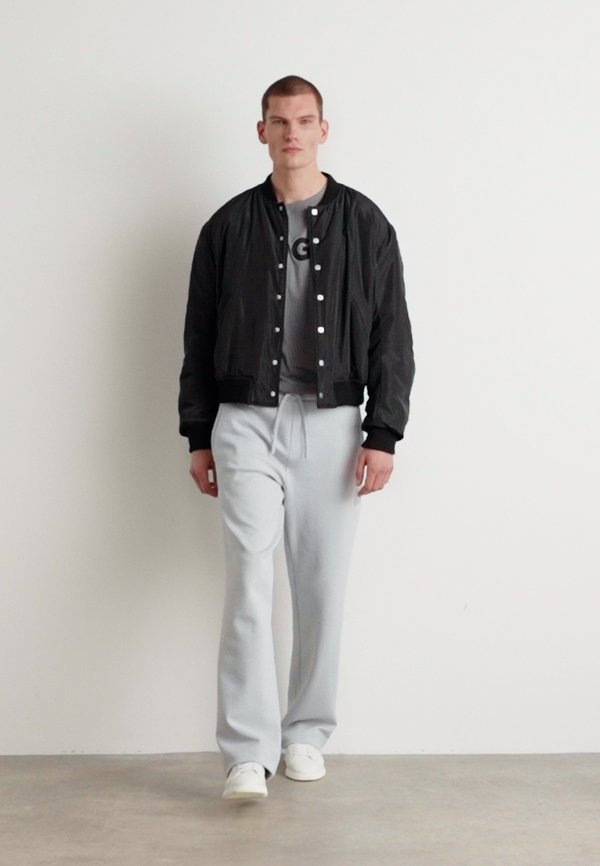 HARRY DROPNEEDLE - Trousers3