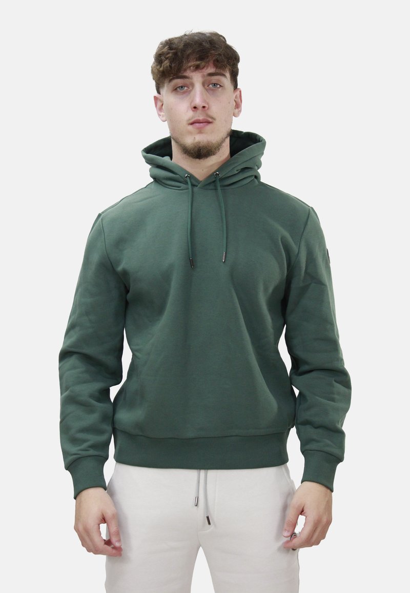 Felpa verde con tasca a marsupio frontale, cappuccio con cordino e polsini a costine. Realizzata in tessuto morbido con una finitura leggermente strutturata.