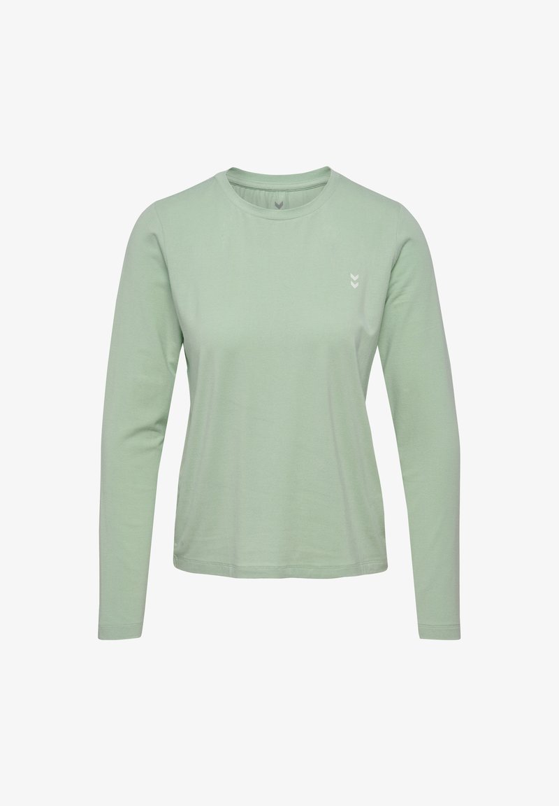 Langärmliges mintgrünes Shirt aus weichem Stoff. Verfügt über einen Rundhalsausschnitt und ein kleines weißes Logo auf der linken Brustseite.