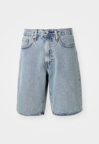 Unselected, pockets full