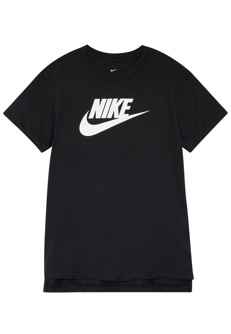 T-shirt nera a maniche corte in cotone, con un grande logo Nike bianco sul davanti. Design semplice con collo tondo, tessuto liscio.