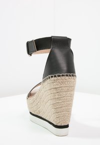 See by Chloé Sandály na vysokém podpatku - black