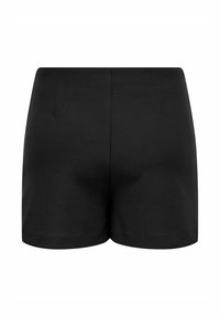 Zwarte shorts met een gladde textuur, met een middelhoge taille, twee achterzakken en een getailleerde pasvorm.