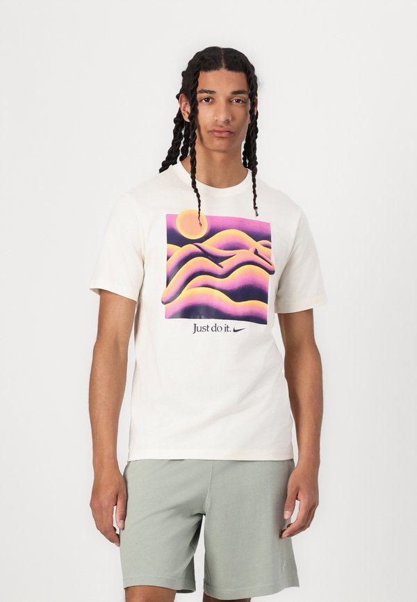 TEE - Print T-shirt - pale ivory