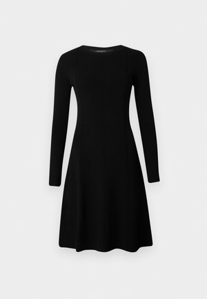Musta pitkähihainen mekko pyöreällä pääntiellä ja levenevällä helmalla. Valmistettu ribbikankaasta, jossa on sauma- yksityiskohtia edessä ja takana.
