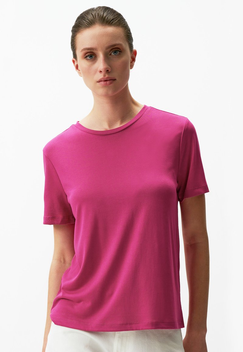 Jimmy Key STRAIGHT FIT CREW NECK SHORT SLEEVED - T-shirt basic - fuchsia