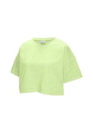 Helles grünes, kurzes T-Shirt aus weicher Baumwolle. Es hat einen runden Ausschnitt, kurze weite Ärmel und ein gesticktes Logo auf der Vorderseite.