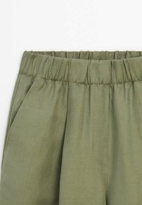 Massimo Dutti Pantalon classique - khaki