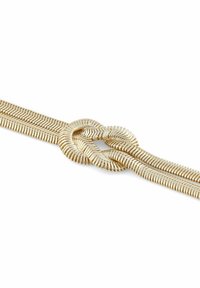 Bälte i guldmetall med ett vävt mönster, med en snodd knutdetalj i mitten och släta, strukturerade segment längs remmen.