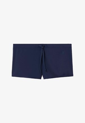 Tmavě modré plavky vyrobené z elastického materiálu, s nastavitelným zavíráním na šňůrku v pase a malými logy na boku.