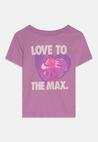 Selecionado, rush fuchsia