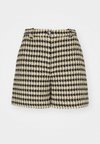 TASETO - Shorts - black/off-white