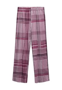 Pantalons large en tartan dans des nuances de rose et de gris, avec une ceinture élastique et des motifs de lignes variés pour ajouter de la texture et du design.