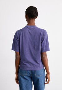 Carhartt WIP NELSON - Camiseta básica - aura
