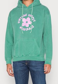 Vintage Supply Jersey con capucha - green