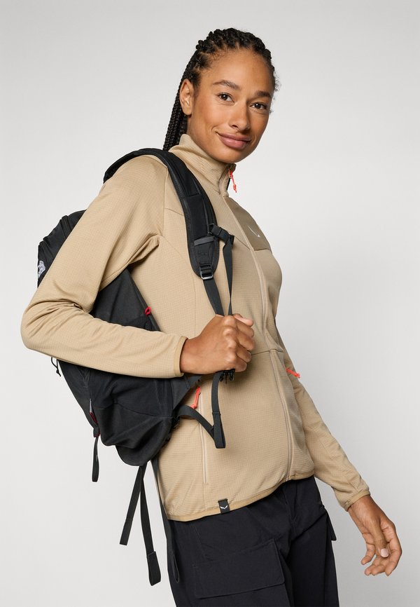 PUEZ CAMMINO  - Training jacket - quicksand4