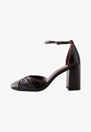 Next REGULAR FIT - FOREVER COMFORT BLOCK HEELS WITH ANKLE STRAP - Classic heels - berry red