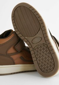 Next Visoke tenisice - brown