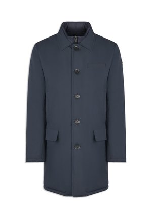 Abrigo azul marino con cuello, botones en la parte delantera, bolsillos laterales y un bolsillo en el pecho. Textura suave con un diseño aerodinámico.