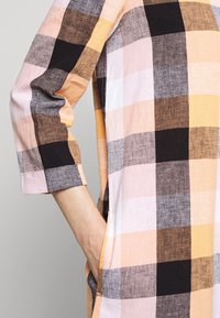 Barbour Sukienka koszulowa