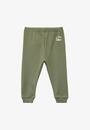 Oliwkowe prążkowane spodnie z elastycznym paskiem w talii. Posiadają małą naszywkę "Ciesz się i eksploruj" wszytą z przodu. Miękka tekstura.