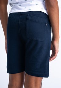 Petrol Industries Pantaloni scurți - navy blue