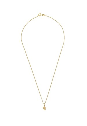 Zarte goldene Kettenhalskette mit einem kleinen engelartigen Anhänger und einem Federringverschluss auf weißem Hintergrund.