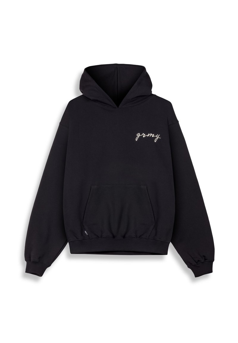 Sudadera negra de algodón, con un bolsillo tipo canguro en la parte frontal, puños acanalados y un logo "grmy" bordado en blanco en el pecho.
