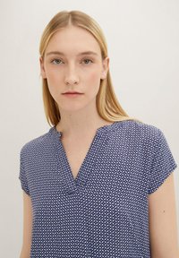 TOM TAILOR Bluse - navy geometrical design