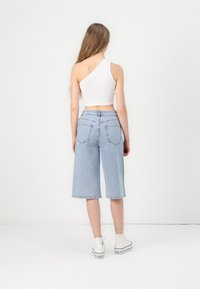 Object OBJISR BERMUDA - Farkkushortsit - medium blue denim