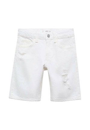 Hvide denimshorts med forlommer, bæltestropper, knaplukning og slidte detaljer på det højre lår.