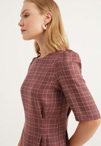 Herita Vardagsklänning - burgundy