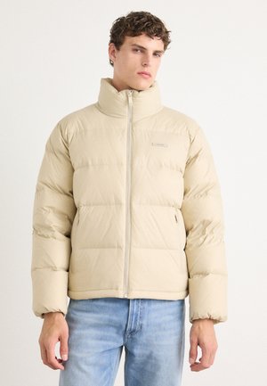 PUFFER - Gewatteerde jas - island