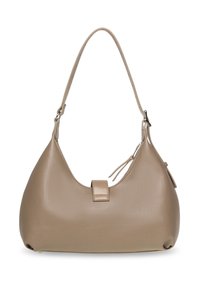 Beige leren schoudertas met een gebogen silhouet, gladde accenten, een bovenste hengsel en een magnetische sluiting aan de voorkant.